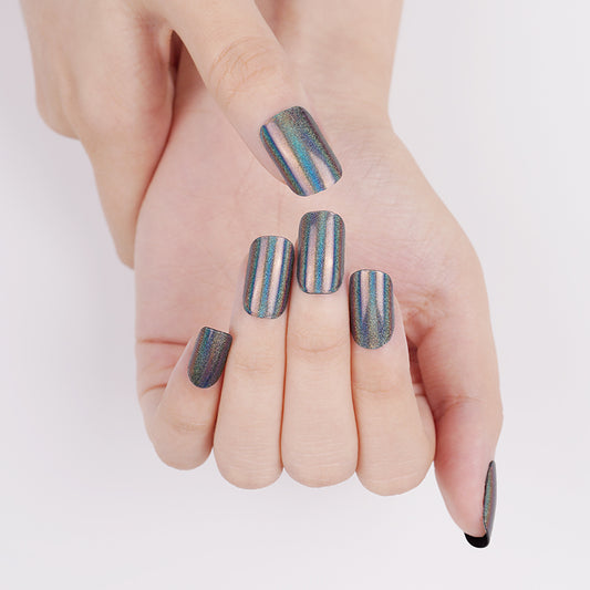 Golden Majesty Sparkle Nails
