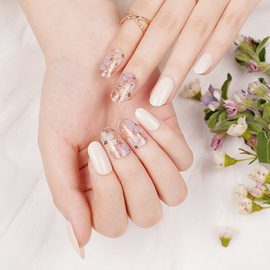 Daisy Dream - Semi Cured Gel Nails